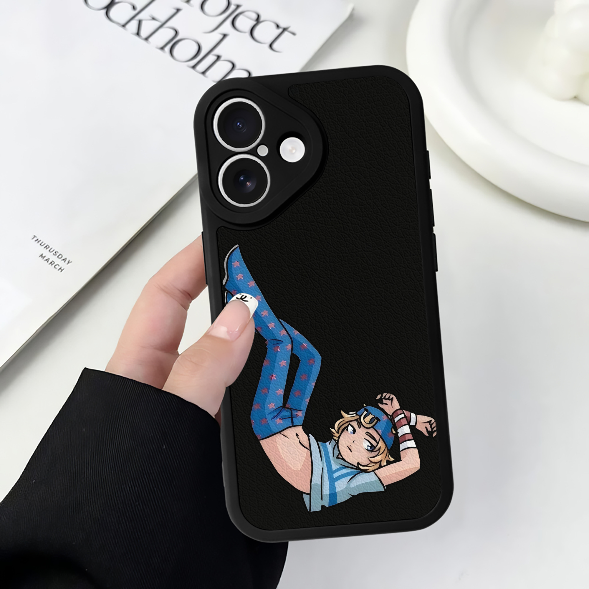 （画像用） ジョジョの奇妙な冒険 グイード?ミスタ JoJo's Bizarre Adventure Guido Mista 【iPhone 16シリーズ対応】シリコンスマホケース（レザー調） 材質：シリコン